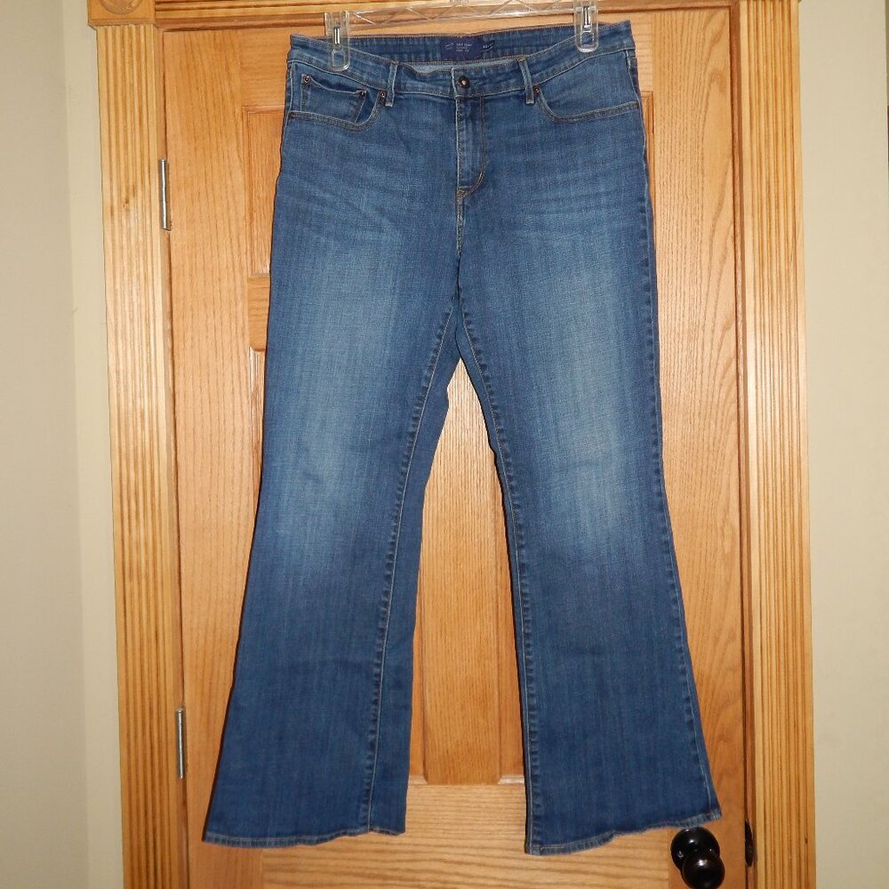Levis San Francisco Demi Curve Classic Bootcut Denim Jeans Women's Size 16